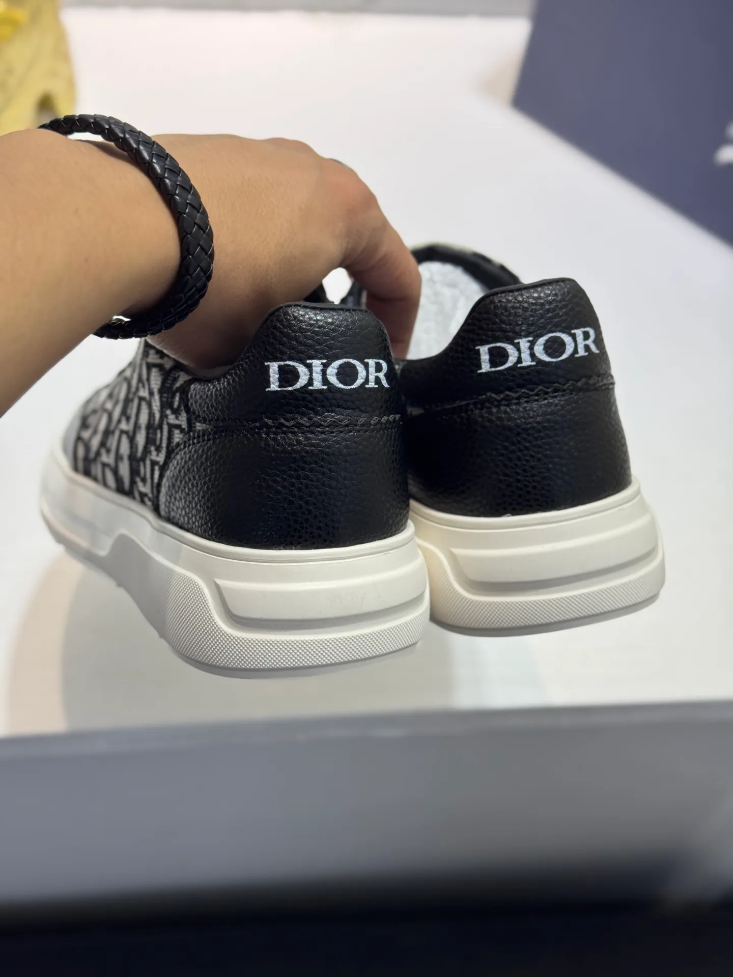Men's Men's Shoes💰420【New Style】🦑🦑Dior🔥Christan Dior (Dior) hot style [new style] ⚠⚠️Top purchasing 🔍🔍men's casual shoes, upper cowhide stitched with Dijia special fabrics, soles: original soles specially provided by the original factory, exclusive movable molded soles super comfortable, original factory single goods, 🔍🔍high-quality multi-color splicing design, exquisite workmanship, unique, Sheepskin lining💪Details determine quality, we only make shoes with care, you can enter and leave the counter at will, welcome to compare🇮🇹Size: 38-44 (45 customized